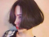 短发女生头像唯美,展现青春魅力与时尚风采