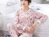 哺乳睡衣开襟好还是套头好,开襟与套头款式优劣对比